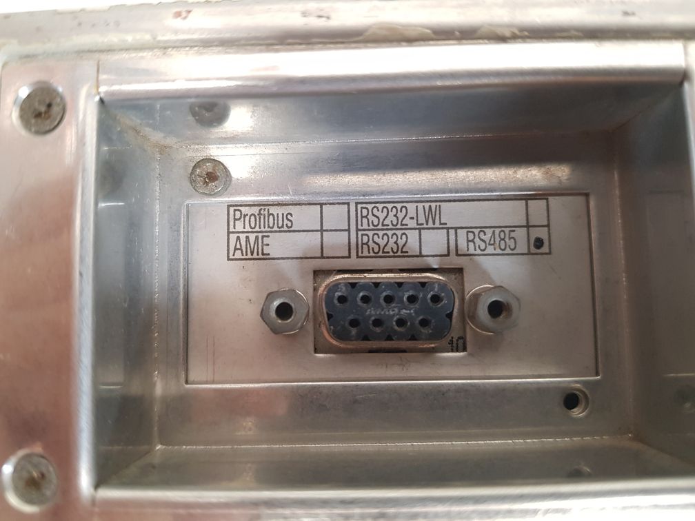 Siemens 7sj6021-2eb20-1fa0/cc overcurrent protection relay