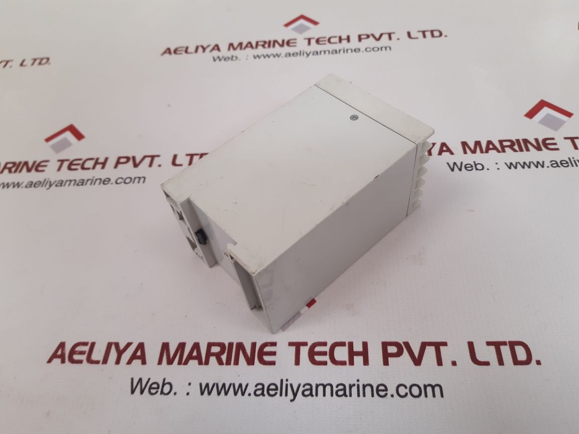 Multitek M200-v1U Voltage Relay 220V L-n 50/60Hz