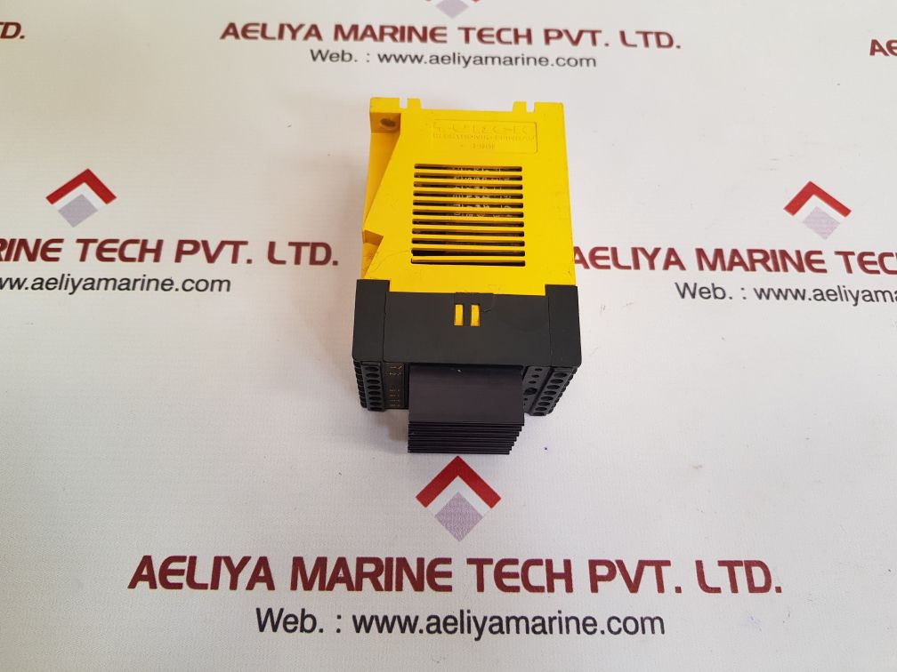 Turck ms82-2407/230 vac multi safe power supply