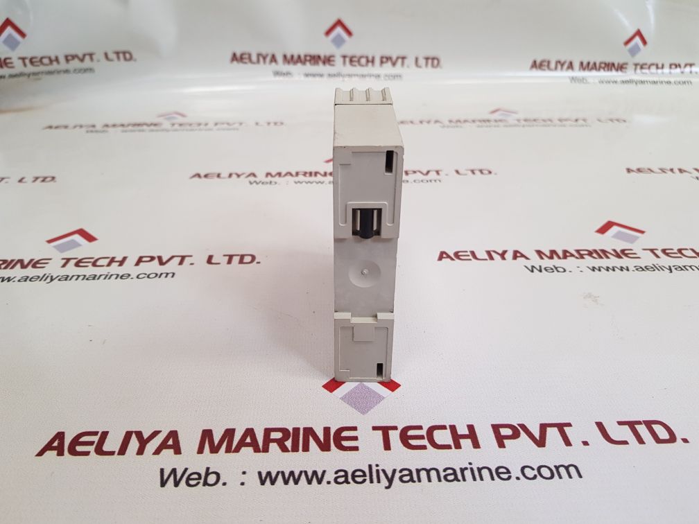 Telemecanique lt3sa00m protection relay Used