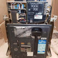 Hyundai hat 12 3-pole air circuit breaker