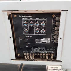 Hyundai hat 25 3-pole circuit breaker