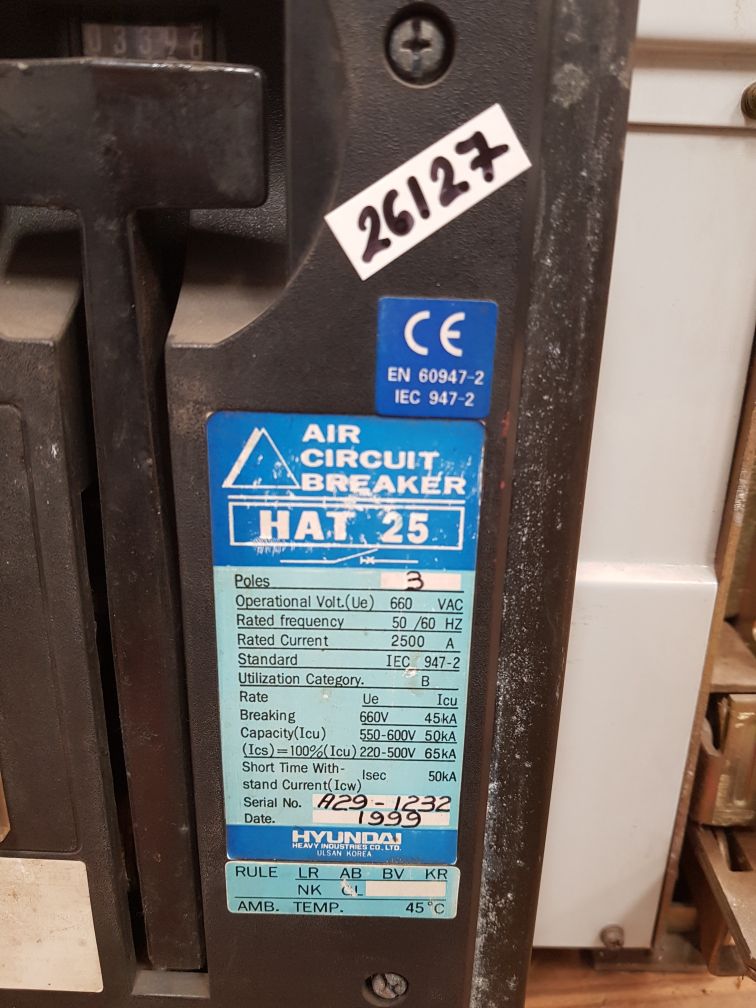 Hyundai hat 25 3-pole circuit breaker