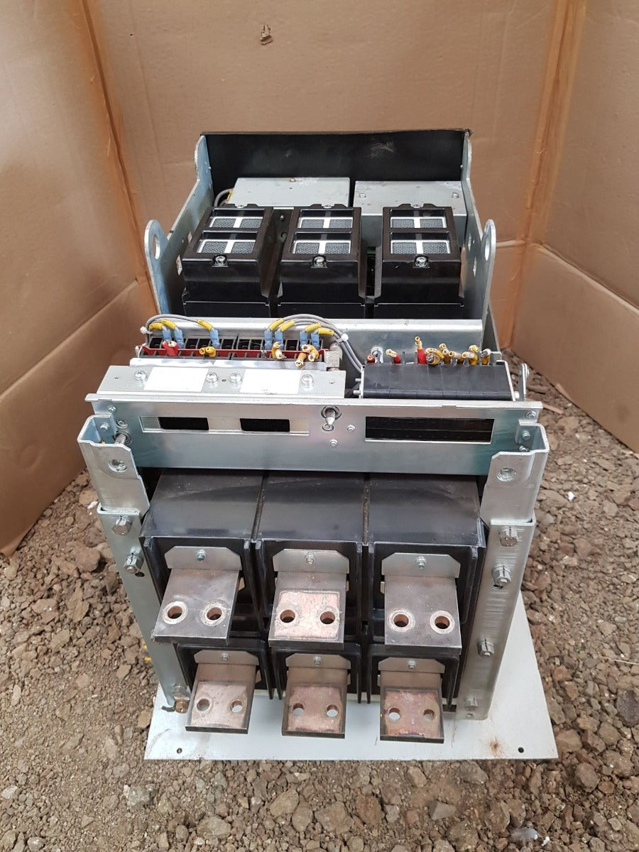 Terasaki at12 air circuit breaker