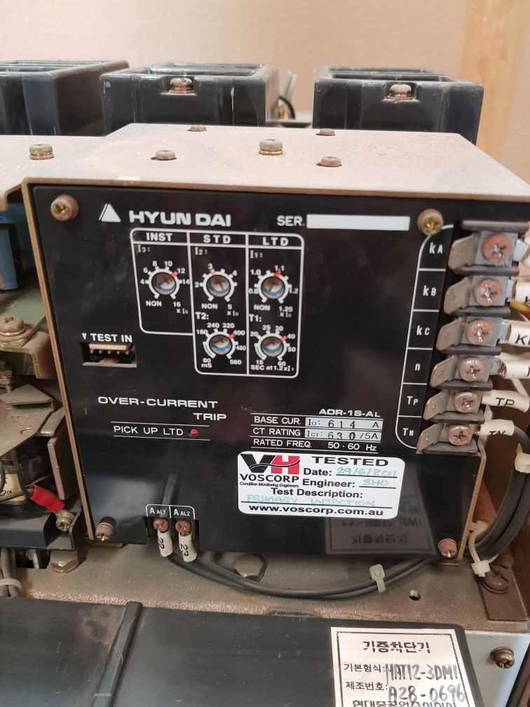 Hyundai hat 12 air circuit breaker 1250a