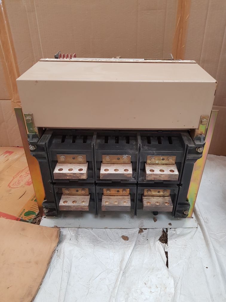 Merlin gerin masterpact m25 h1 circuit breaker ui 1000v~ 50/60hz