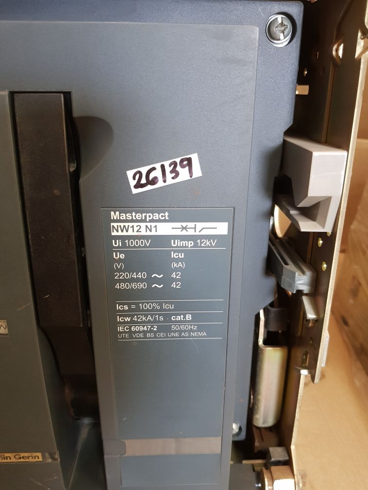 Merlin gerin masterpact nw12 n1 circuit breaker