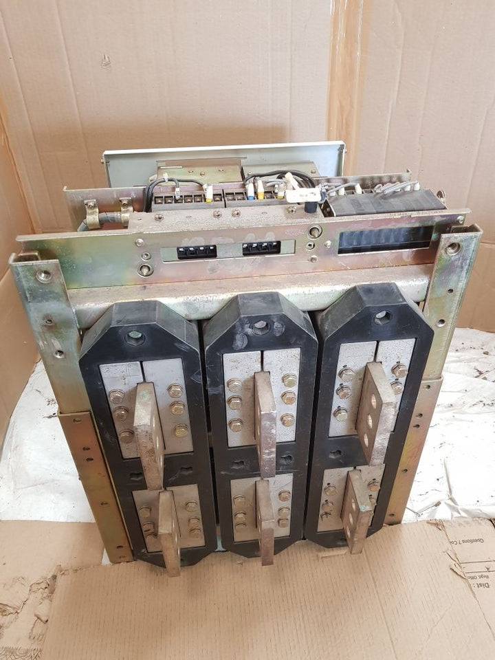 Hyundai hat 25 air circuit breaker 3-pole