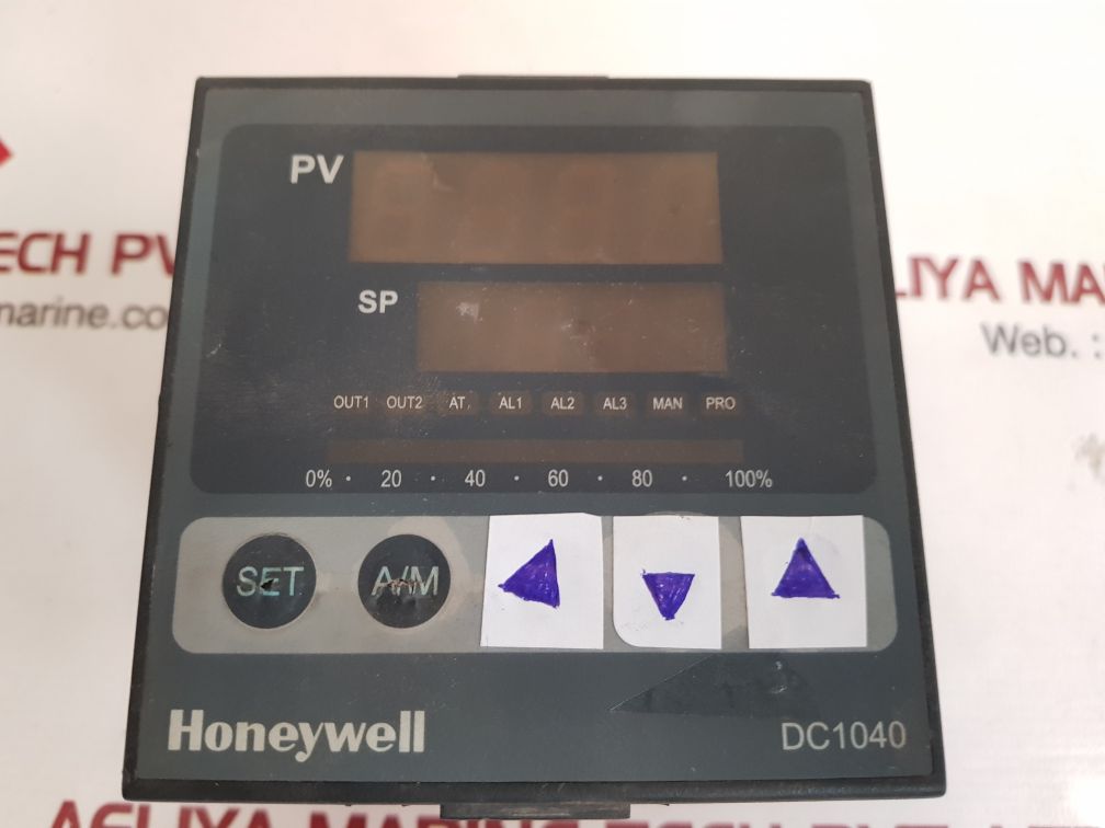 Honeywell dc1040 temperature controller