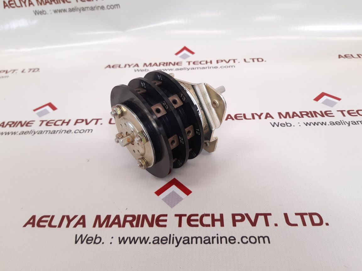 Electroswitch 24202b relay key lock series 24