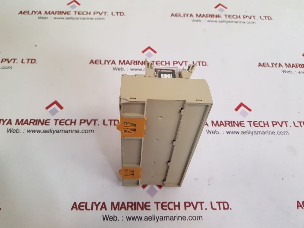 Omron g7tc-oc16 relay with g7t-1112s base 
