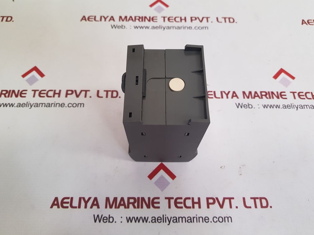 Camille bauer sineax u553 voltage transducer 0-600v 50/60hz