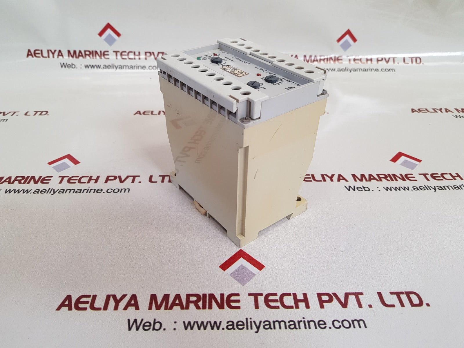 E.dold & sohne an 9842.82 voltage relay 