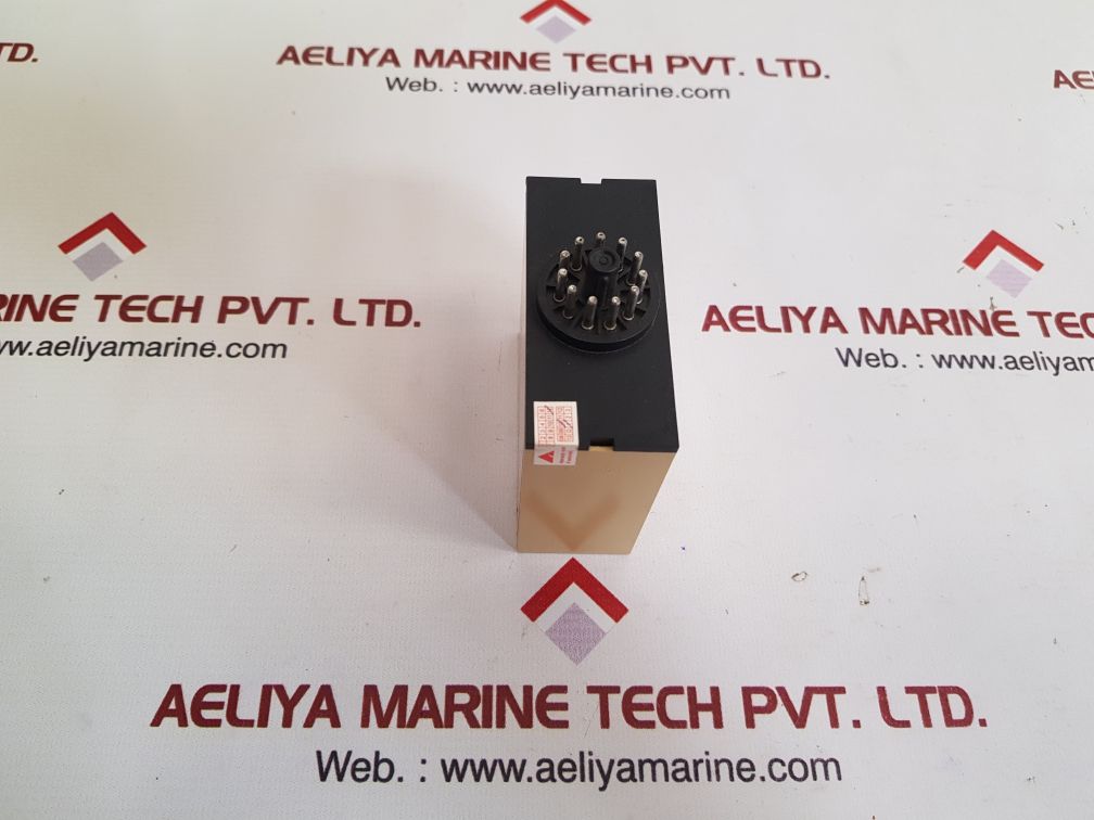 Carlo gavazzi s104 156 924 multifunction timer used