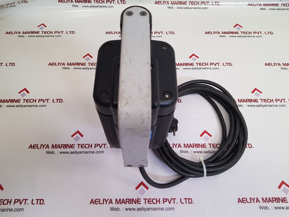 Lutz me ii 5-230 drum pump 