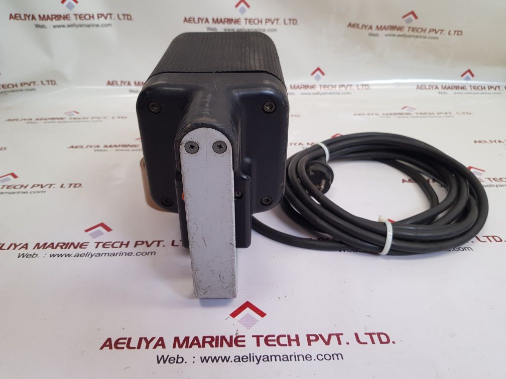 Lutz me ii 5-230 drum pump 