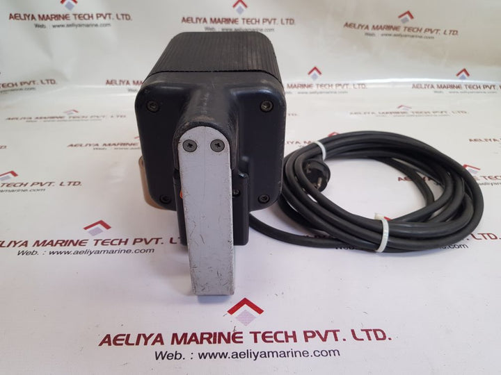 Lutz me ii 5-230 drum pump 