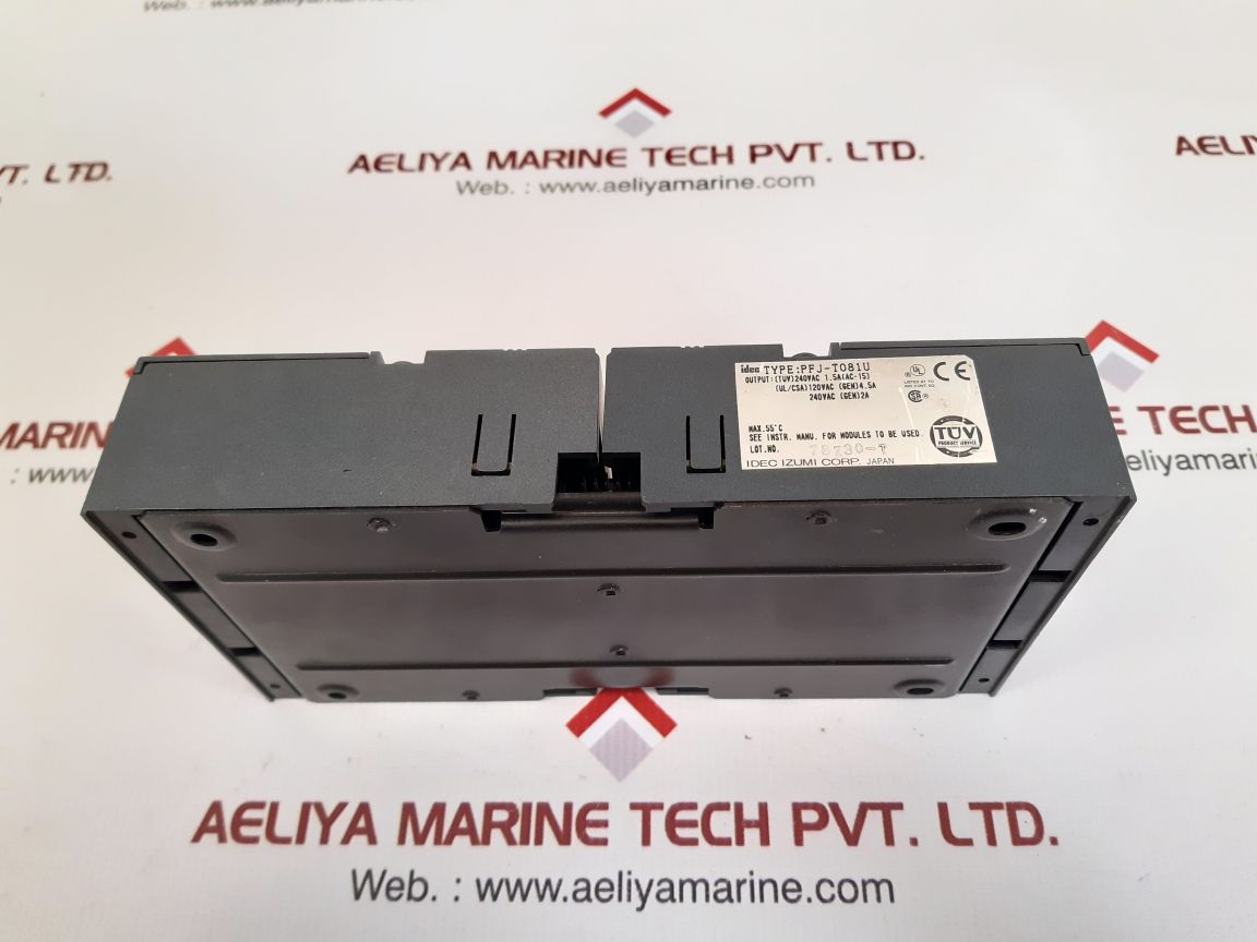 Idec pfj-t081u 8-relay output unit