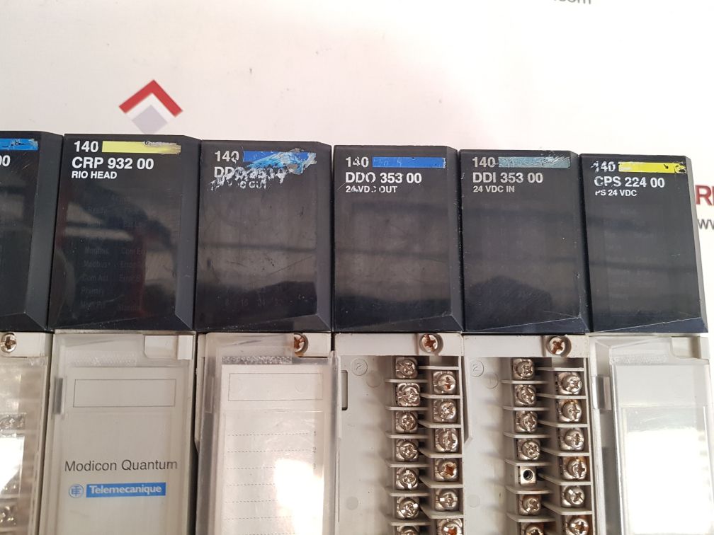 Schneider electric modicon quantum 140xbp01000 backplane 10 slot module 