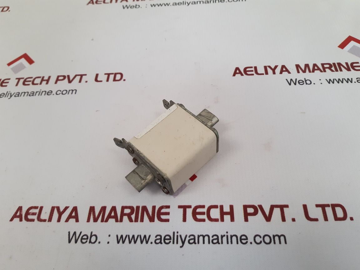 Bussmann 170m2676 fuse 35a 1000v Used