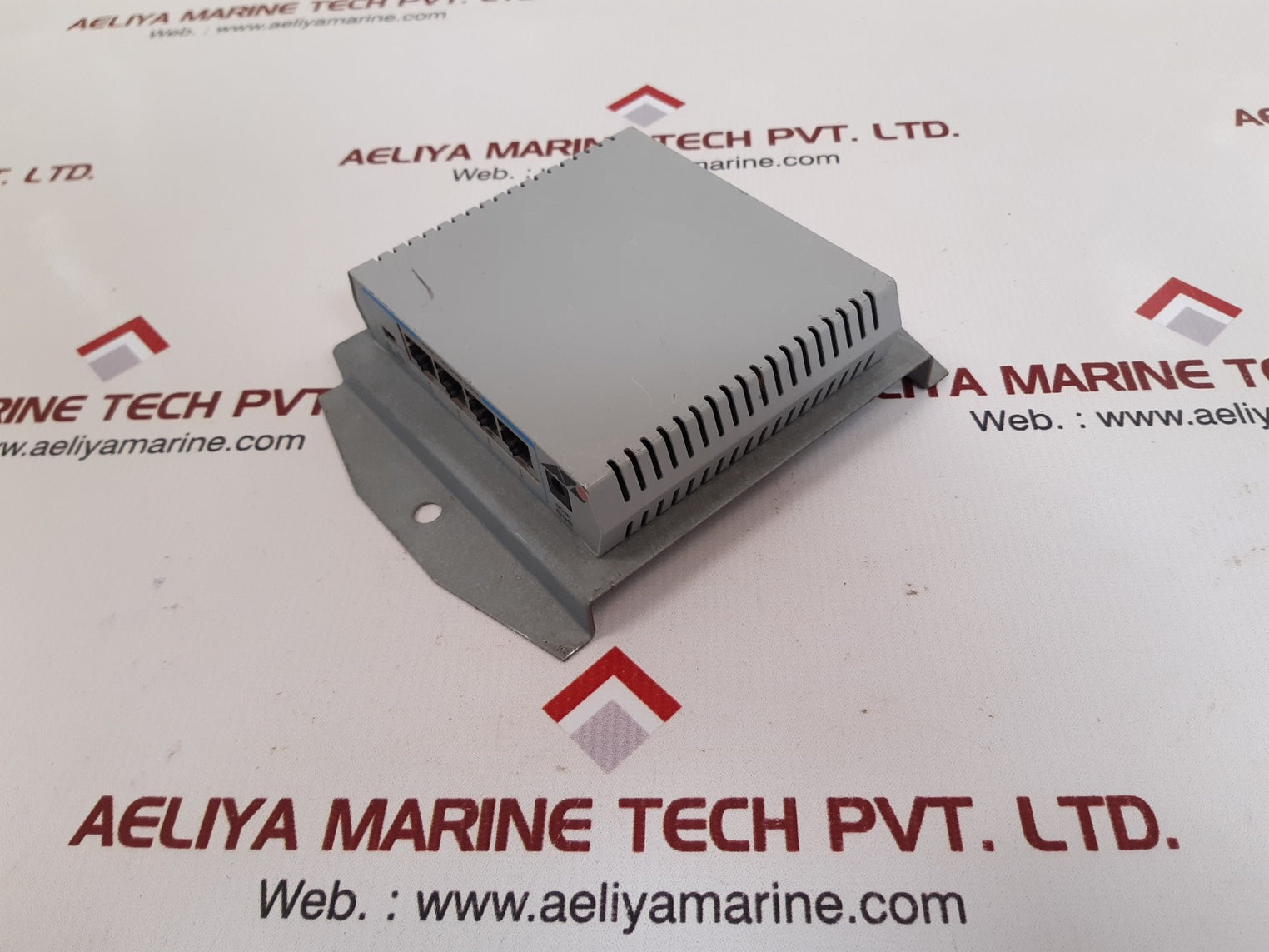 Allied telesyn centrecom mr415t ieee 802.3 10base-t 4 port micro hum/repeater