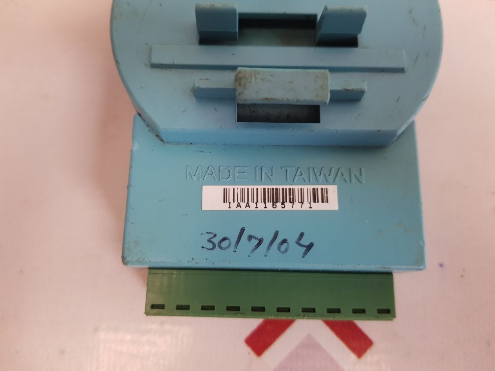 Advantech adam-4520 isolated converter rs-232 to rs-422/rs-485 module used