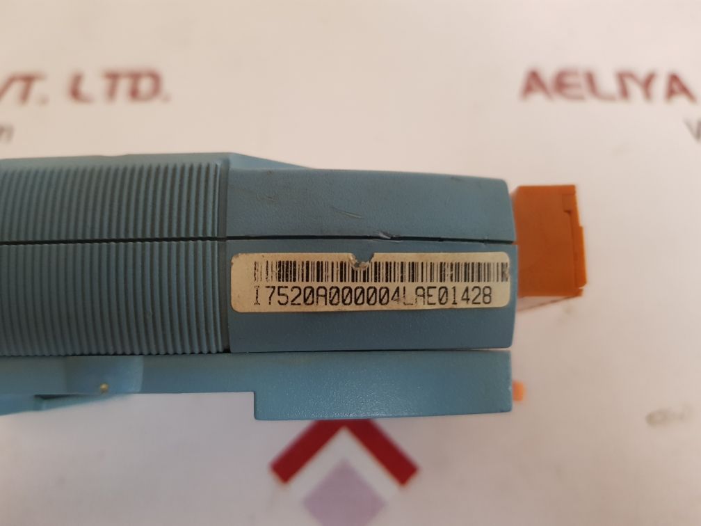 Icp-con i-7520a rs-232 to rs-422/485 converter 3000v isolation