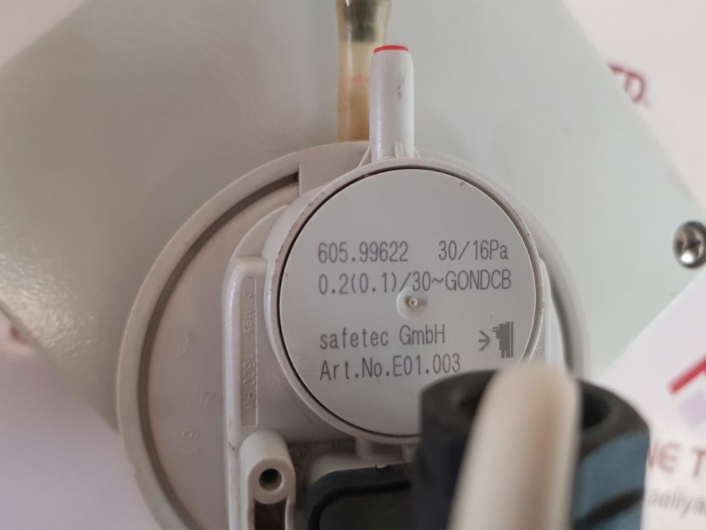 Apollo xp95 smoke detector safetec 605.99622 pressure switch e01.003