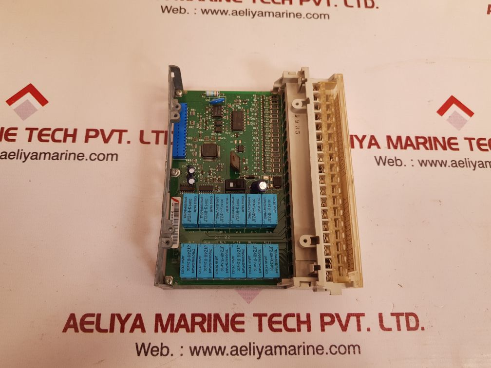 Schneider tsxdmz28dr plc module pv: 02  rl: 02