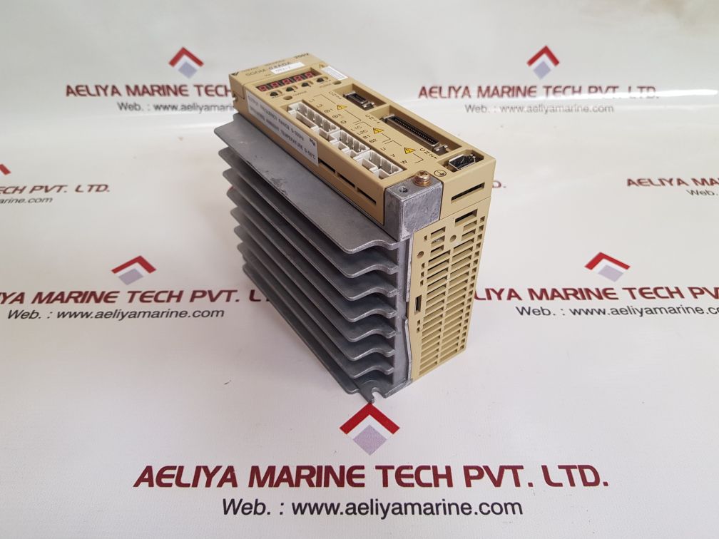 Yaskawa sgdm-04ada servo driver new