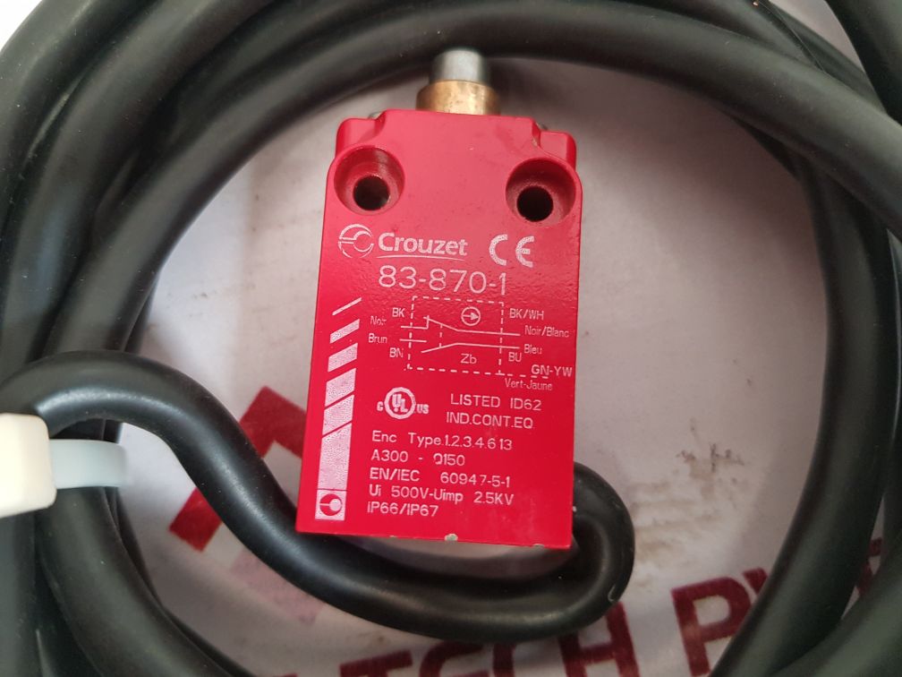 Crouzet 83-870-1 micro limit switch plunger new