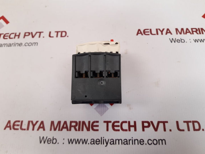 Telemecanique / Schneider lrd 10 thermal overload relay 034679