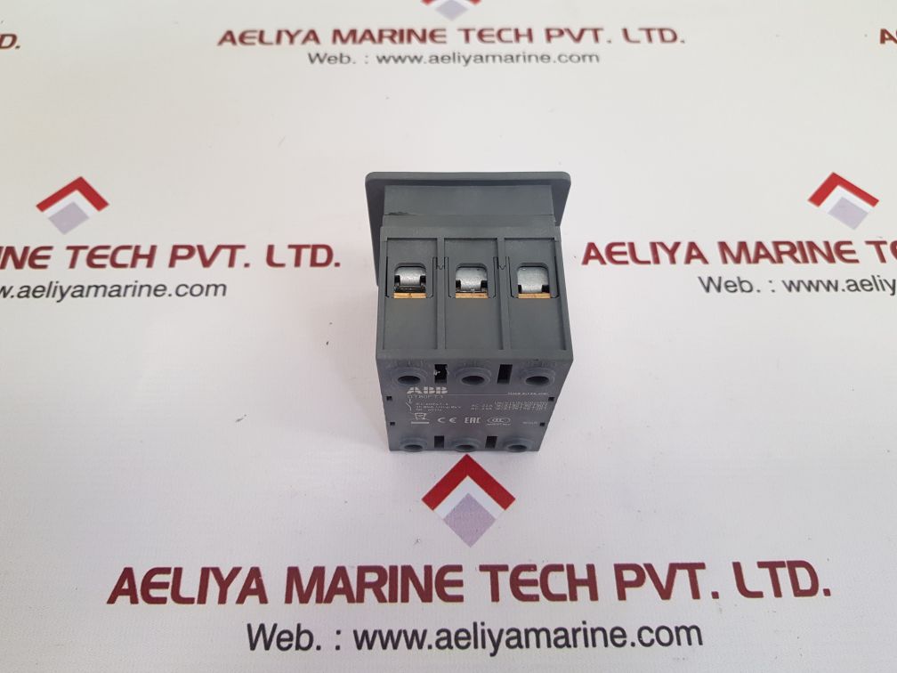 Abb ot80ft3 switch-disconnector 1sca105431r1001
