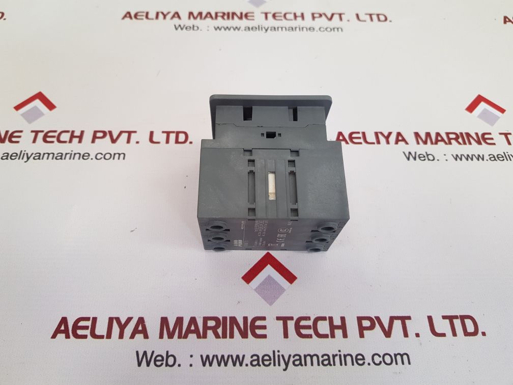 Abb ot80ft3 switch-disconnector 1sca105431r1001