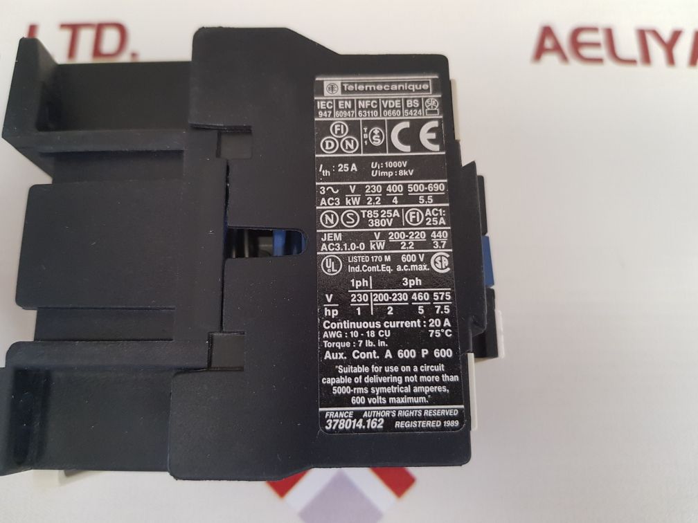 Telemecanique lc1 d0910b7 contactor