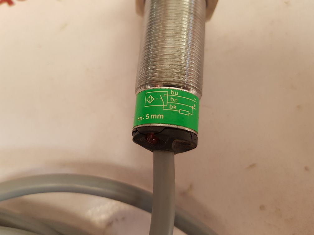 Turck bi5-m18-an6x inductive proximity sensor