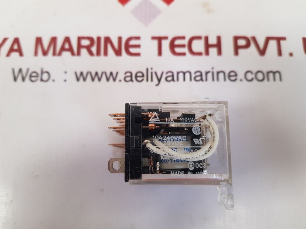 Omron ly4f flange mount relay