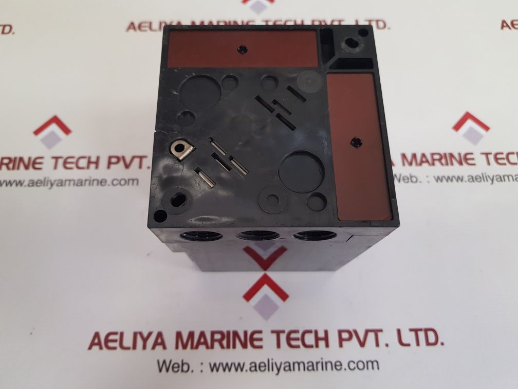 Landis & gyr lal2.65 oil burner controller Used