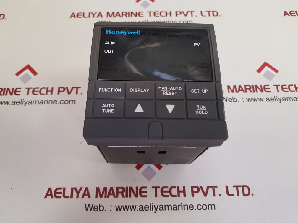 Honeywell dc200e-0-00f-200000-0 digital temperature controller 