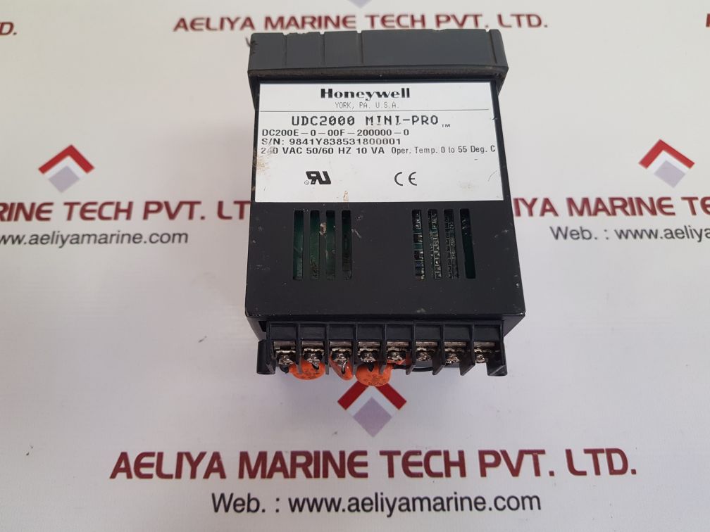 Honeywell dc200e-0-00f-200000-0 digital temperature controller 