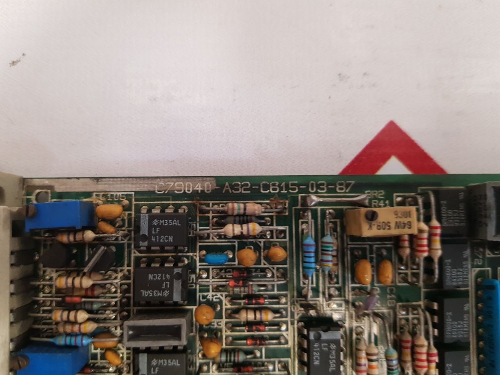 Siemens 6es5 470-4ua11 pcb card c79040-a32-c615-03-85/87 Used