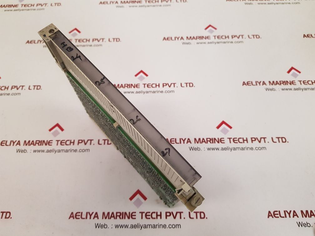 Siemens 6es5470-4ua11 analog output module 