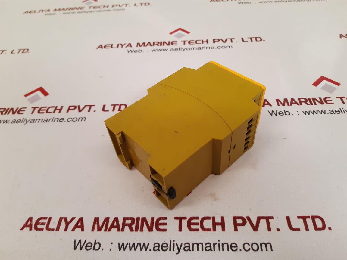 Pilz pnoz xv2 3/24vdc 2n/o 2n/ot safety relay 