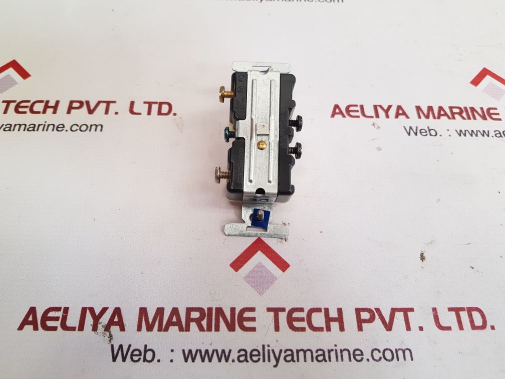 Eagle 2.743.330 industrial toggle switch