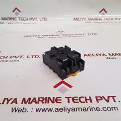 Omron p2cf-11 relay socket 10a250vac