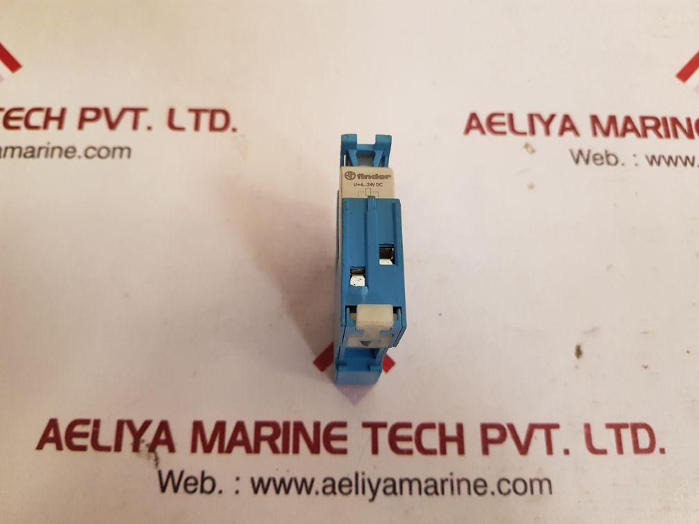 Finder 97.02 relay socket