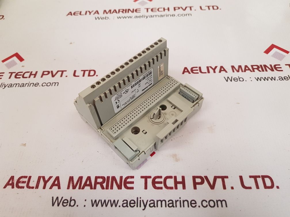 Allen-bradley 1794-tb32 ser. a terminal block base 92415471