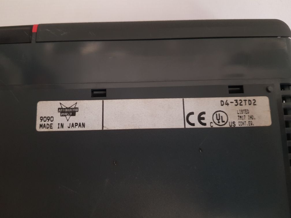 Automation direct d4-32td2 output module
