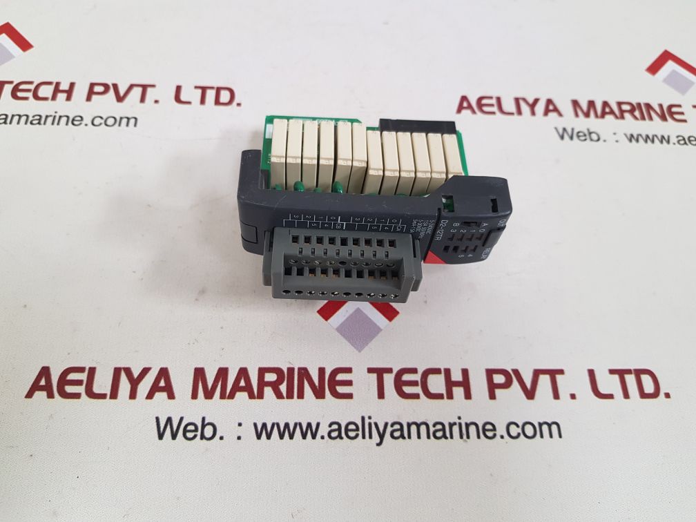 Automation direct d2-12tr output module