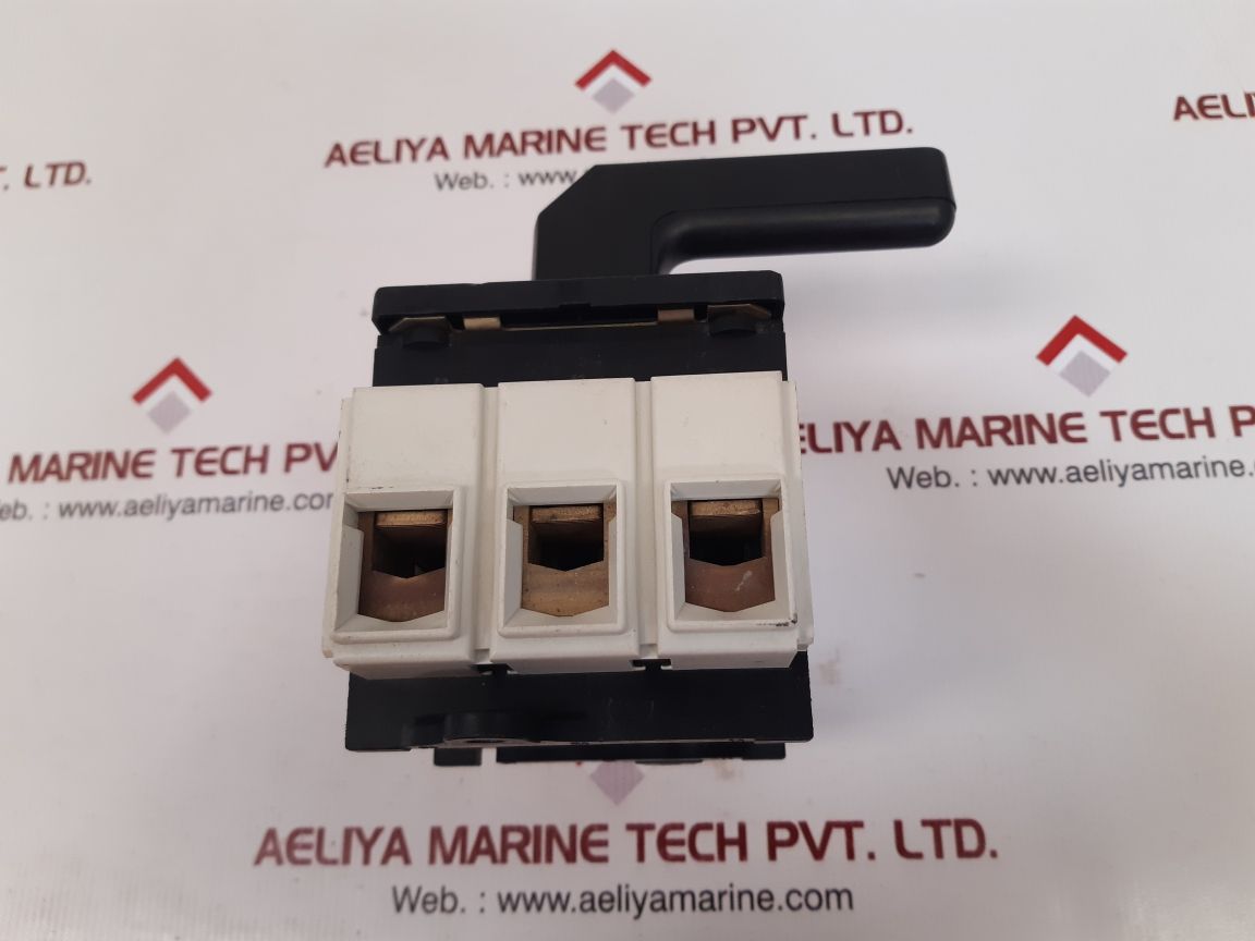 Telemecanique v5 switch disconnector 